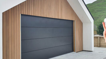 4 Signs a New Zealand Garage Door Needs to Be Replaced